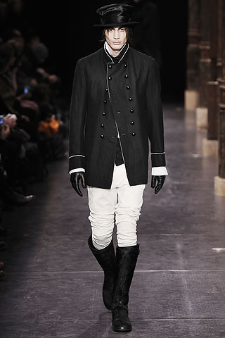 Ann Demeulemeester / - 2009-2010